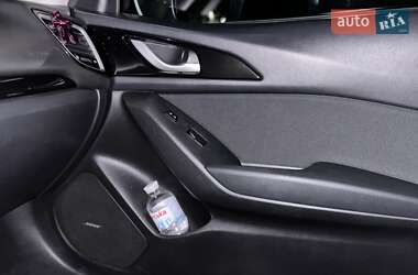 Седан Mazda 3 2014 в 
