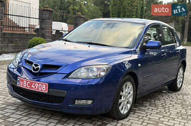 Хэтчбек Mazda 3 2008 в Ровно