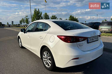 Седан Mazda 3 2016 в Черкассах