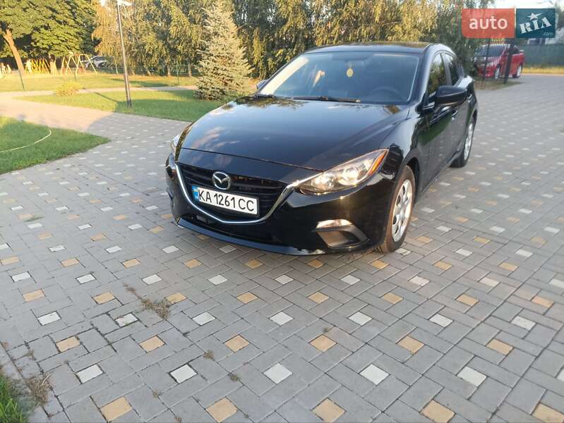 Седан Mazda 3 2015 в Києві