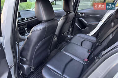 Хэтчбек Mazda 3 2014 в 