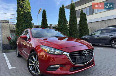 Седан Mazda 3 2018 в Харкові