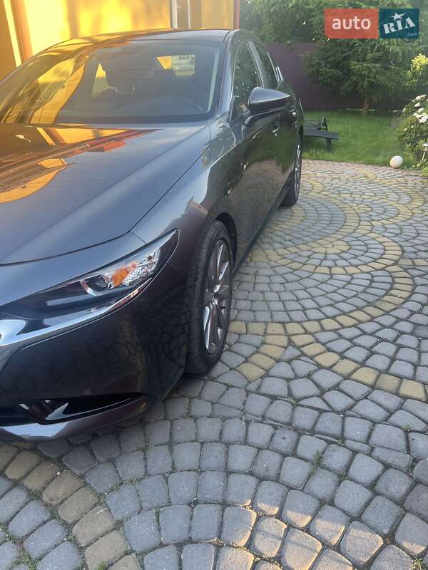 Седан Mazda 3 2020 в Львове