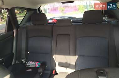 Хетчбек Mazda 3 2006 в 