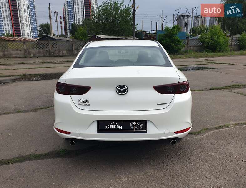 Седан Mazda 3 2019 в Києві