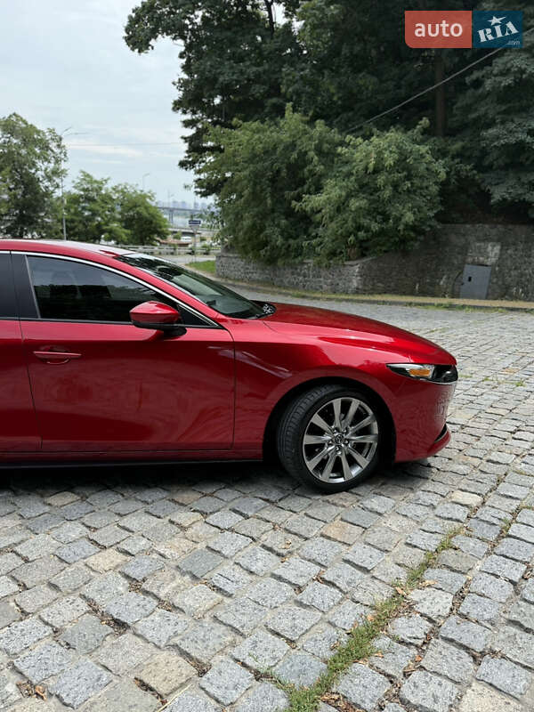 Седан Mazda 3 2020 в Киеве