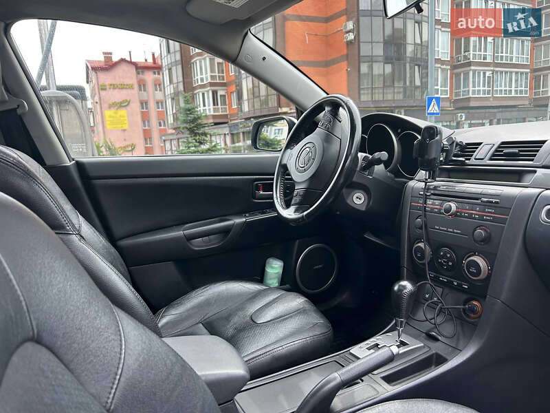 Седан Mazda 3 2006 в Львове
