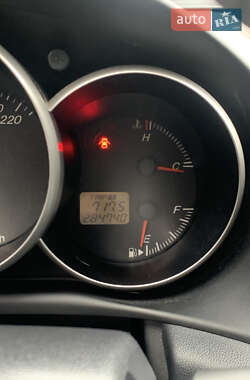 Хэтчбек Mazda 3 2006 в 