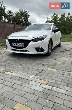 Mazda 3 2015