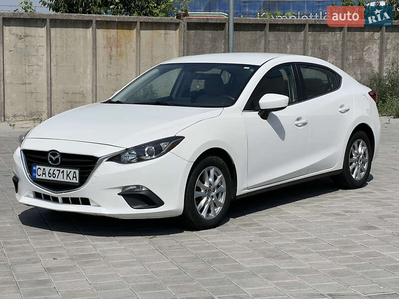 Седан Mazda 3 2016 в Черкассах