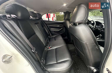 Седан Mazda 3 2019 в 