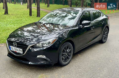 Седан Mazda 3 2015 в Києві