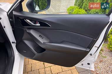 Хэтчбек Mazda 3 2015 в Львове фото 11 Хэтчбек Mazda 3 2015 в Львове