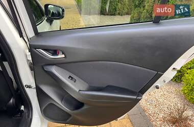 Хэтчбек Mazda 3 2015 в 