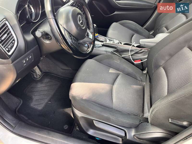 Хэтчбек Mazda 3 2015 в Львове фото 20 Хэтчбек Mazda 3 2015 в Львове