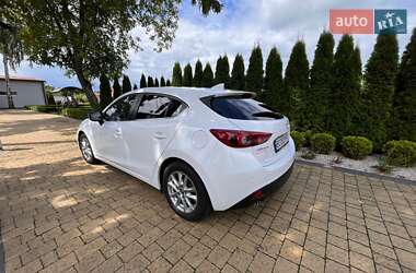 Хэтчбек Mazda 3 2015 в 