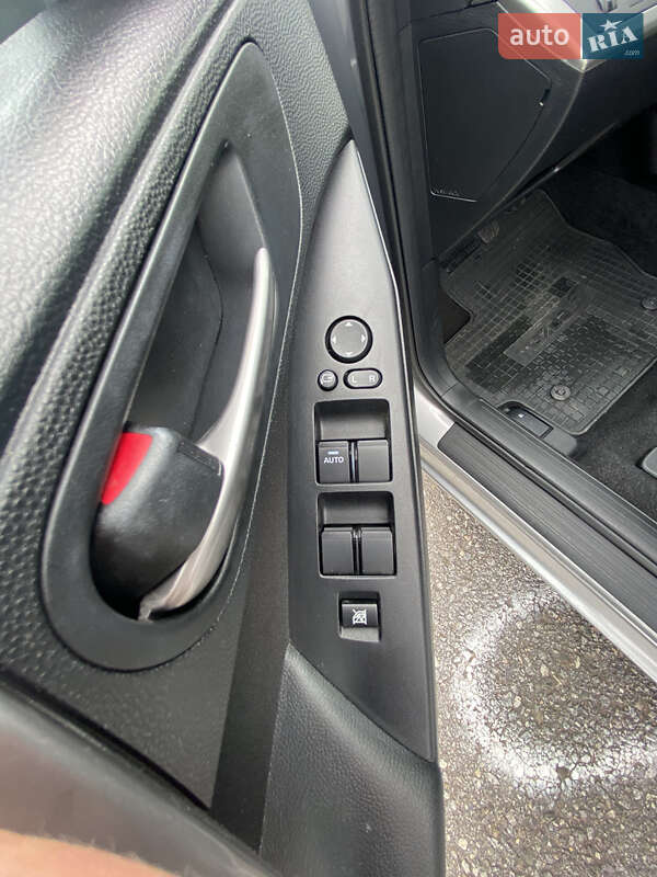 Хэтчбек Mazda 3 2012 в Виннице