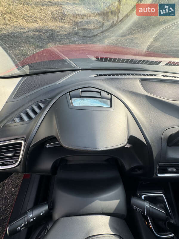 Седан Mazda 3 2014 в Днепре