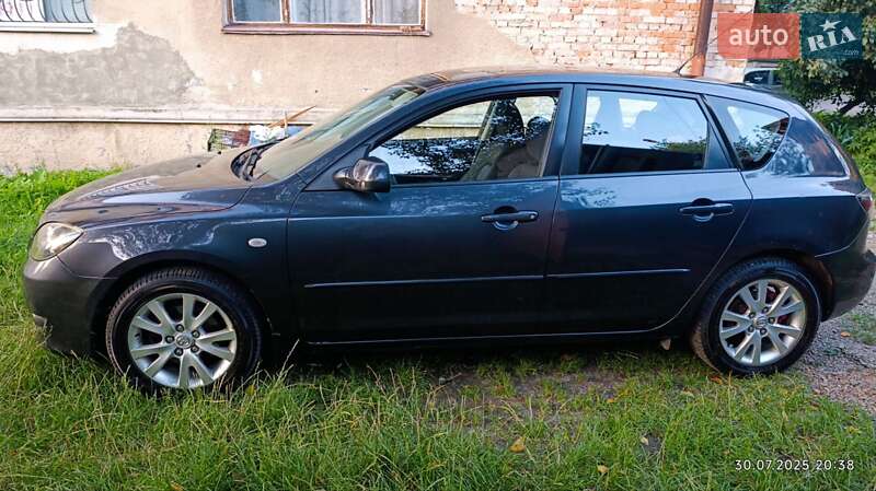 Хэтчбек Mazda 3 2007 в Стрые