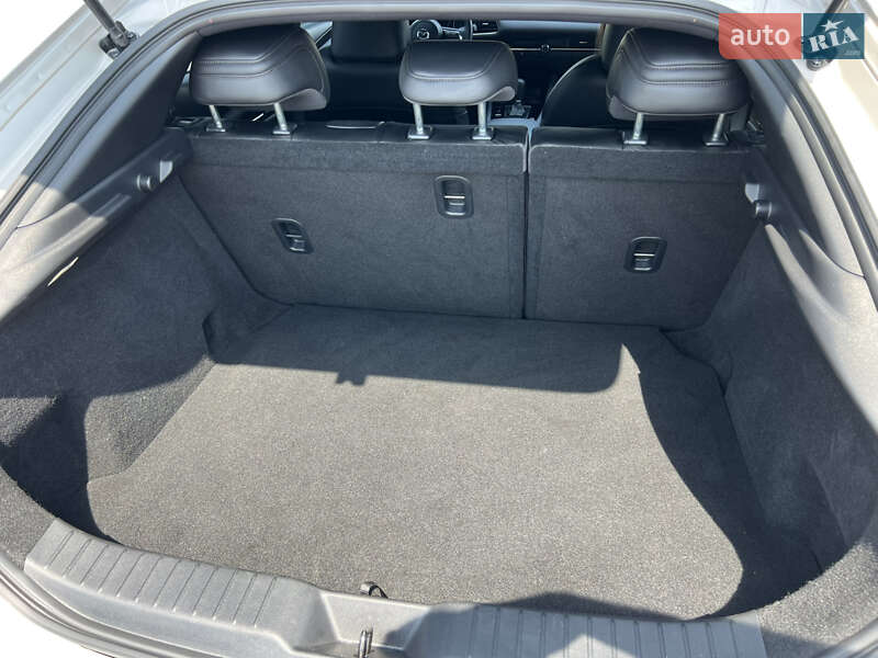 Хэтчбек Mazda 3 2024 в Днепре