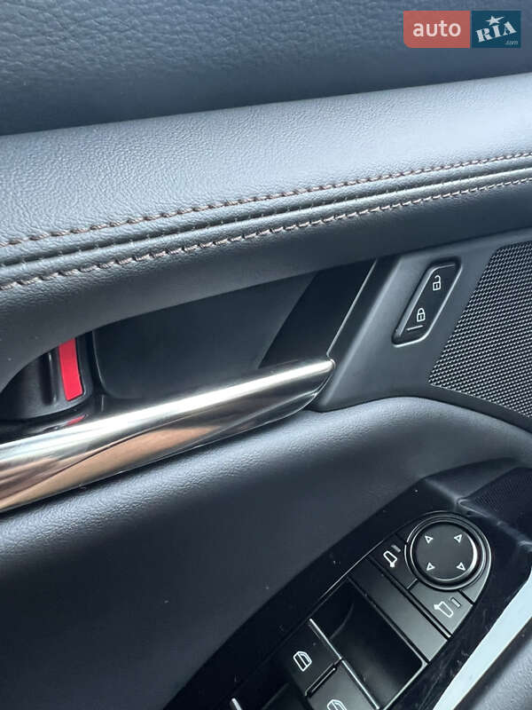 Хэтчбек Mazda 3 2024 в Днепре