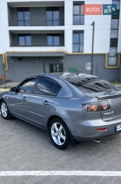 Седан Mazda 3 2005 в 
