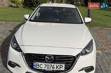 Седан Mazda 3 2016 в Львові