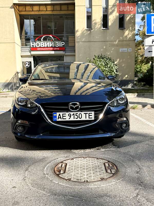 Mazda 3 2015