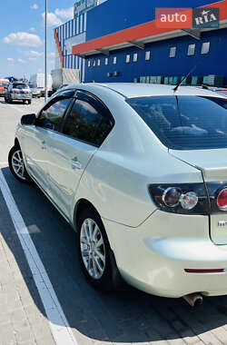 Седан Mazda 3 2008 в 