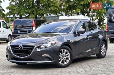 Седан Mazda 3 2015 в 