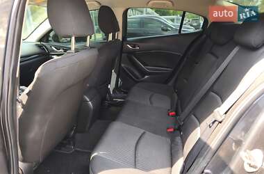 Седан Mazda 3 2015 в 