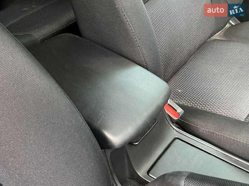 Хэтчбек Mazda 3 2007 в Киеве