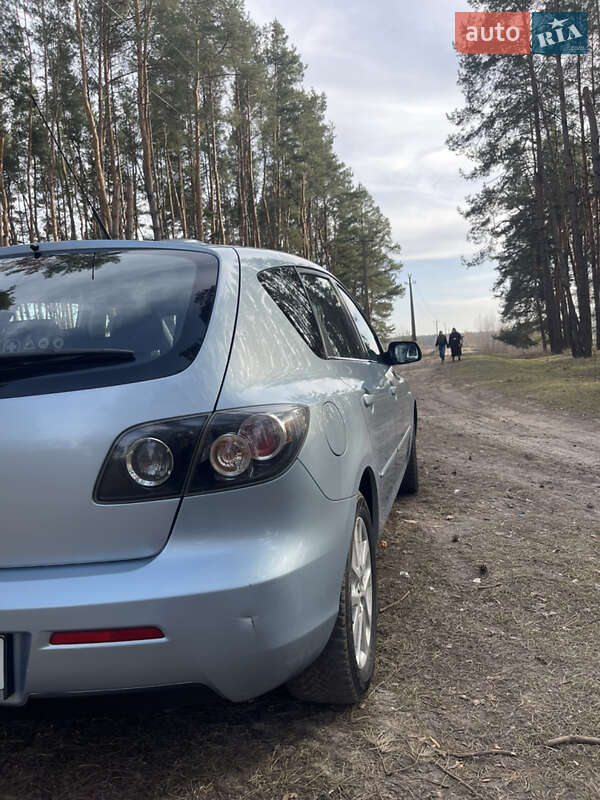 Хэтчбек Mazda 3 2008 в Луцке