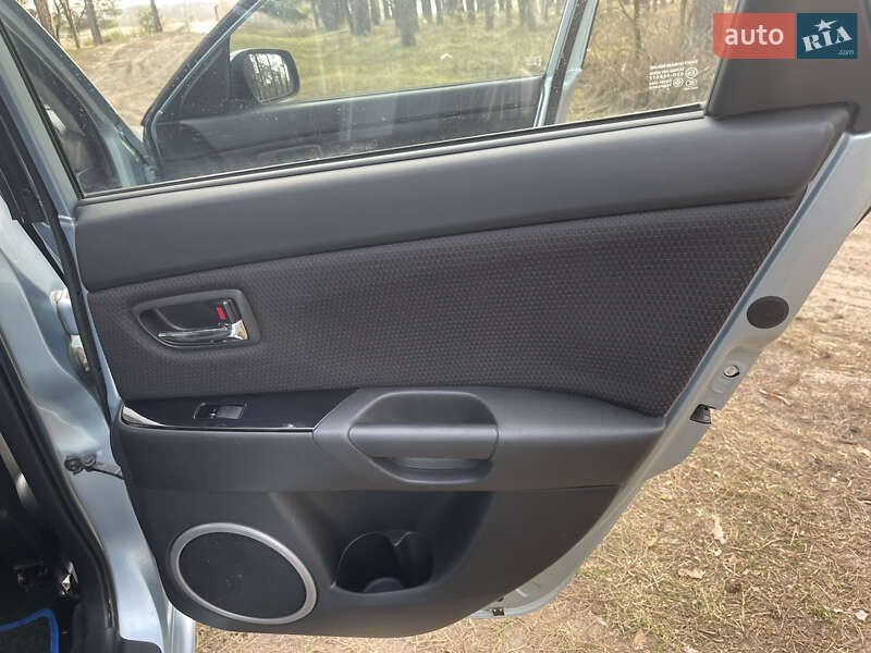 Хэтчбек Mazda 3 2008 в Луцке