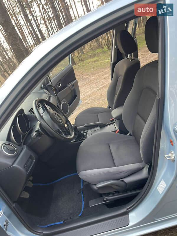 Хэтчбек Mazda 3 2008 в Луцке