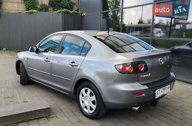 Седан Mazda 3 2006 в 