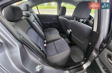 Седан Mazda 3 2006 в 