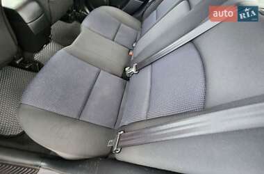 Седан Mazda 3 2006 в 