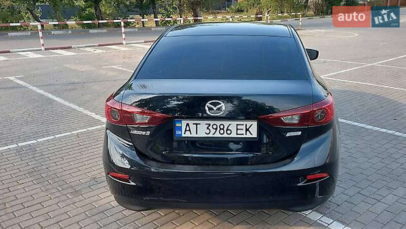 Седан Mazda 3 2015 в Тернополе