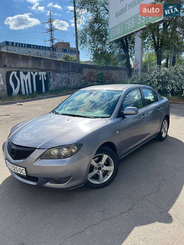 Седан Mazda 3 2004 в Дніпрі