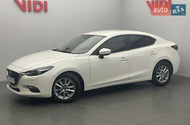 Седан Mazda 3 2018 в Киеве