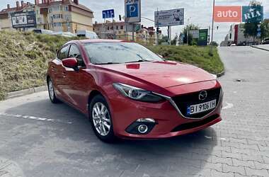 Хэтчбек Mazda 3 2013 в 