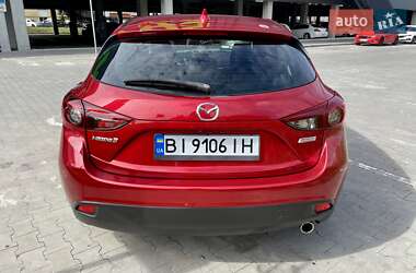 Хэтчбек Mazda 3 2013 в 