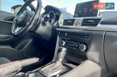 Хэтчбек Mazda 3 2013 в 