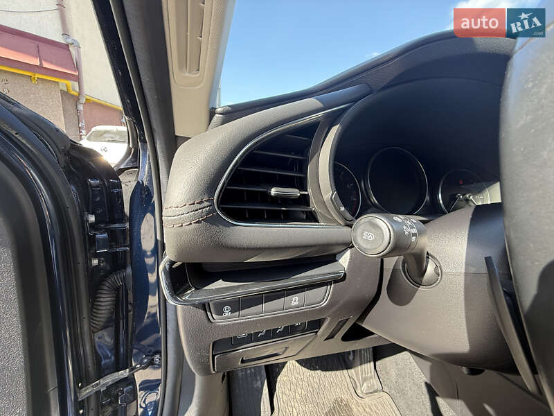 Седан Mazda 3 2020 в Львове
