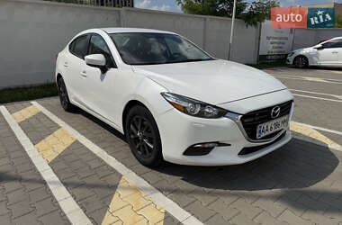 Седан Mazda 3 2016 в Києві