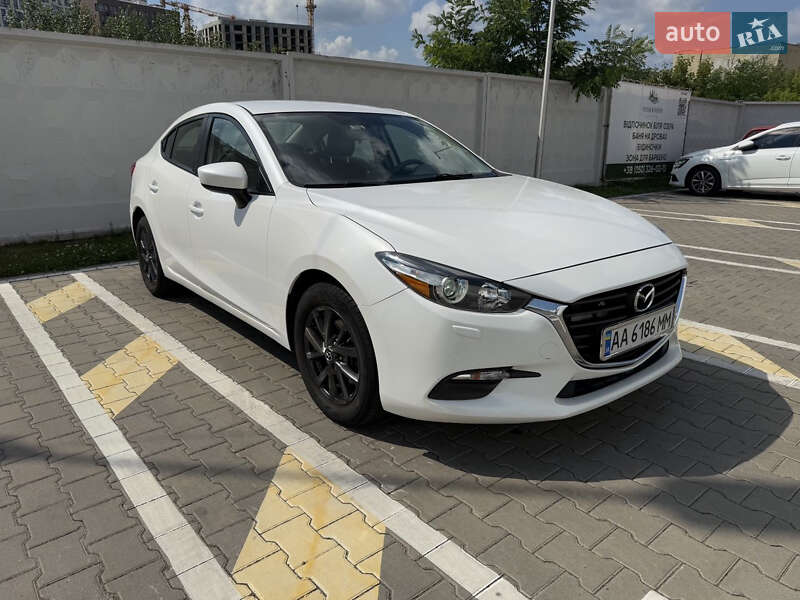 Mazda 3 2016