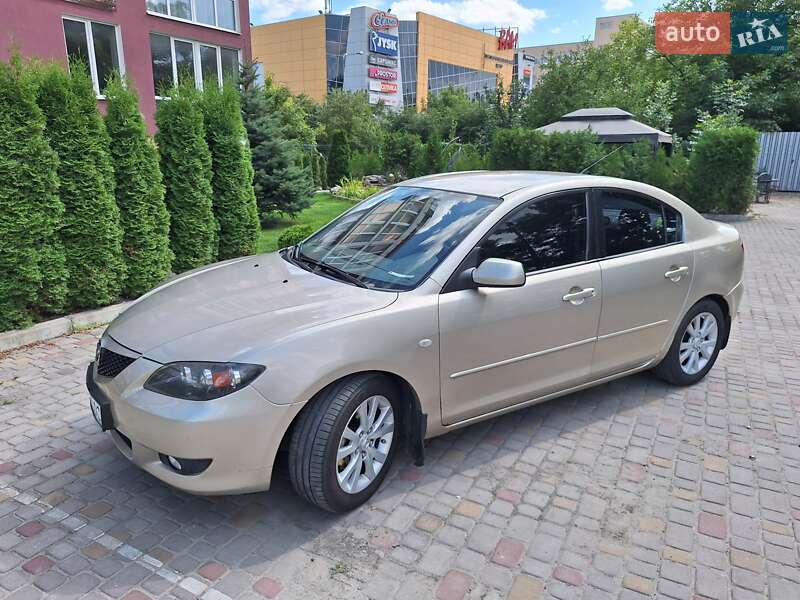 Седан Mazda 3 2005 в Львове
