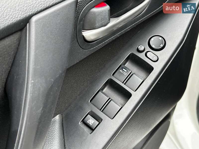 Хэтчбек Mazda 3 2012 в Львове