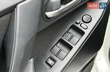 Хэтчбек Mazda 3 2012 в 